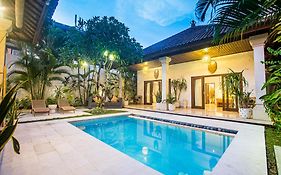 Villa Deba 2 By Bali Villa Solutions